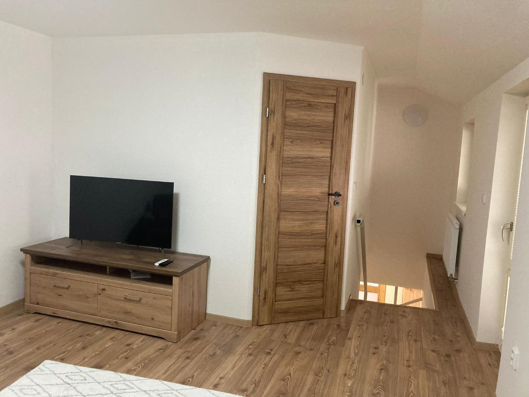 Vila Nikola Králiky Esterno foto